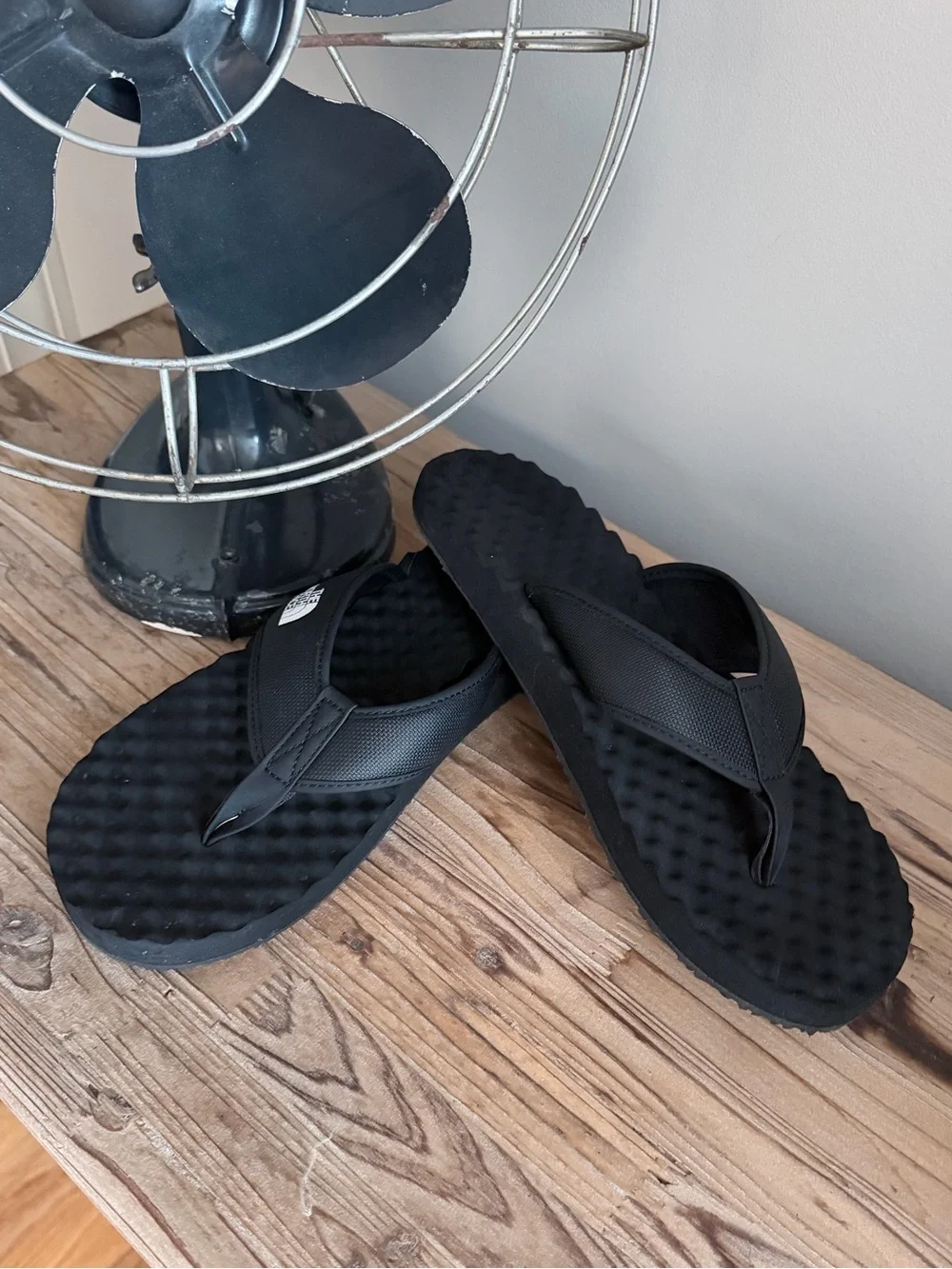 Men’s North Face Base Camp Black Slip On Sandal Flip Flops Chunky Size 11